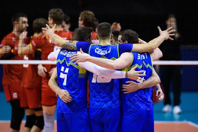 Slovenci so suvereno začeli turnir v Berlinu. FOTO: CEV