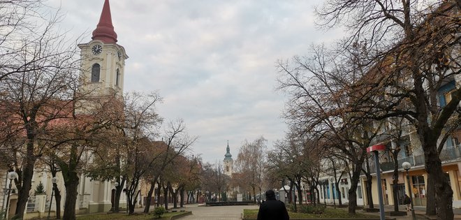 Kinkinda, mesto v Vojvodini, zgrajeno v obdobju Avstro-Ogrske. Fotografije Milena Zupanič