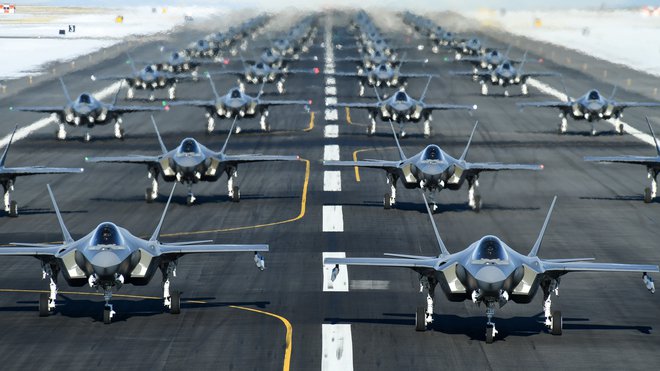 Prikaz ameriške zračne moči v Utahu.  Foto Us Air Force Via Reuters