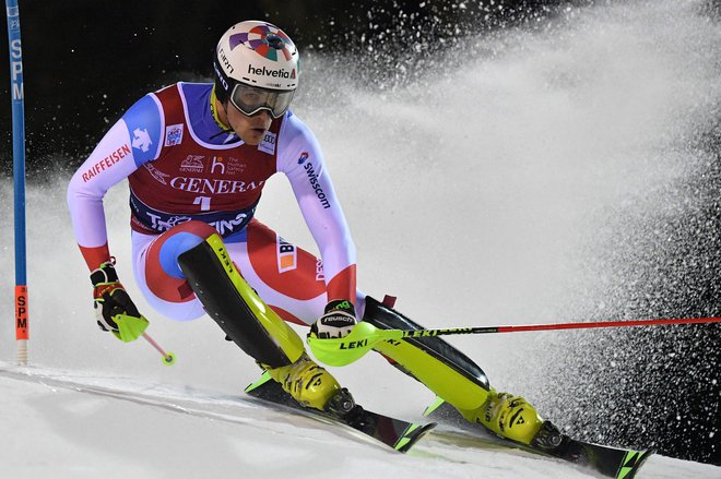 Daniel Yule je &raquo;doma&laquo; v Madonni di Campiglio, saj je tudi svojo drugo zmago v svetovnem pokalu dosegel na tej klasični slalomski preizkušnji v svetovnem pokalu. FOTO: AFP