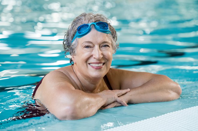 Vadbeno količino najpogosteje opredelimo s preplavano razdaljo, ki pa je vendarle odvisna od plavalnega znanja in pripravljenosti vsakega posameznika. FOTO: Shutterstock
