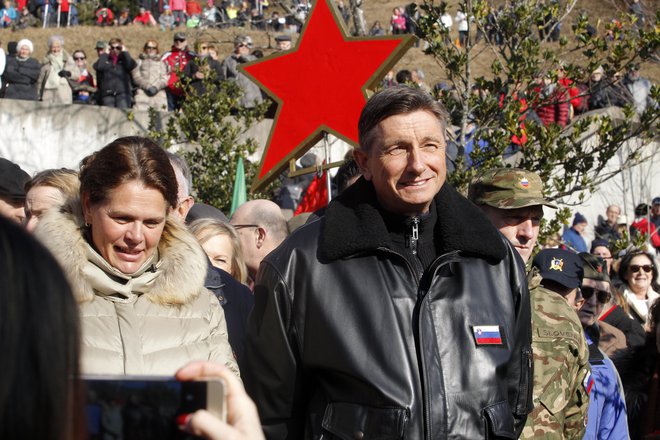 Slovesnosti v Dražgošah sta se med drugimi udeležila tudi predsednik republike Borut Pahor in ministrica za infrastrukturo Alenka Bratušek. FOTO: Mavric Pivk/Delo