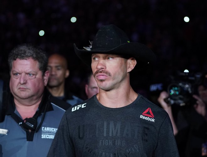 Donald Cerrone je odločno zanikal govorice, po katerih naj bi vnaprej »prodal« dvoboj Conorju McGregorju. Kot pravi, ga ni denarja, da bi storil kaj takšnega. FOTO: Usa Today Sports