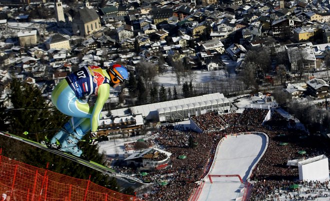 Edini slovenski smučar s stopničkami na smuku v Kitzbühlu je Andrej Šporn, drugo mesto je osvojil pred desetletjem. Letos je na Streifu kot pomočnik trenerja. FOTO: Reuters