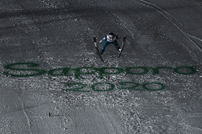 Domen Prevc je v soboto poletel do svoje najboljše letošnje uvrstitve. FOTO: AFP