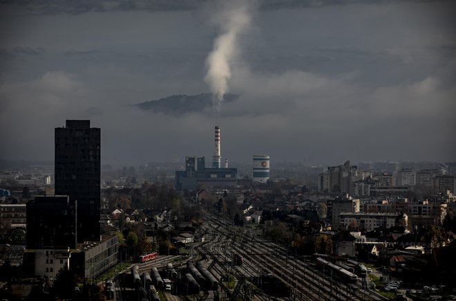 V Evropi bi morali vse termoelektrarne na premog zapreti do 2030, pravijo mladi. FOTO: Voranc Vogel/Delo