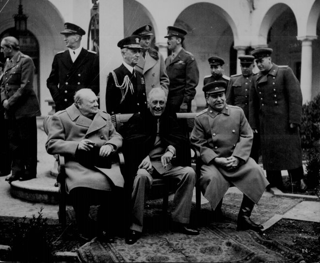 Velika trojica zmagovalcev proti nacizmu: Winston Churchill, Franklin Roosevelt in Josip Stalin. FOTO: Reuters