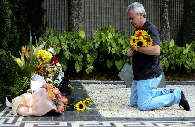Jhon Jairo Velásquez Vásquez je vse do zadnjega častil tudi svojega nekdanjega šefa Pabla Escobarja, ki je umrl leta 1993. FOTO: AFP