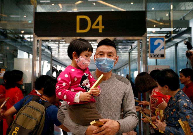 Za prihodnje mesece pričakujejo, da se bo morda zmanjšalo povpraševanje po potovanjih v Azijo. FOTO: Reuters