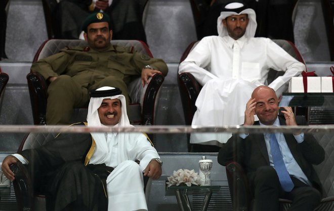 Gianni Infantino pogosto obišče tudi katarskega emirja, šejka Tamima Bin Hamada Al-Thanija. FOTO: Reuters