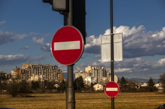 Danes kupci in najemniki prihajajo iz različnih demografskih skupin. FOTO: Voranc Vogel/Delo