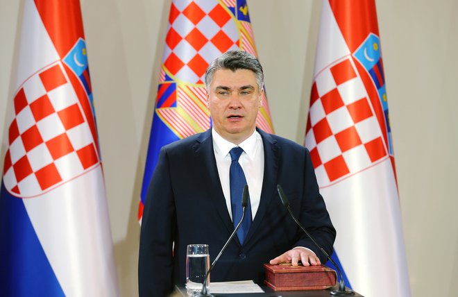 Zoran Milanović je zaprisegel kot novi predsednik Hrvaške. FOTO: Antonio Bronic/Reuters