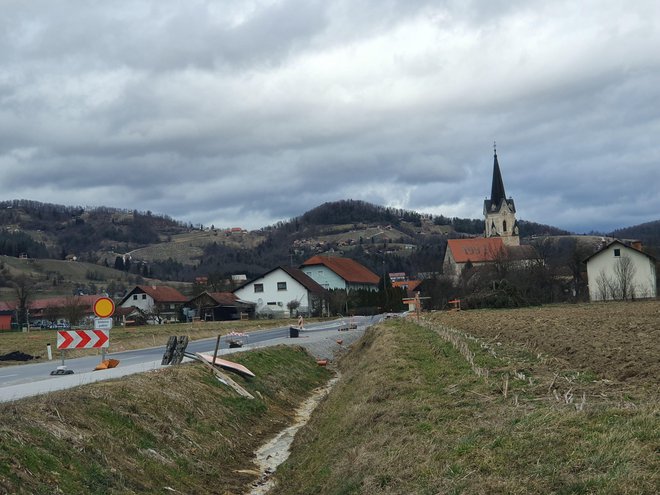 V deželi kozolcev, Šentrupertu, še dihajo na škrge. Foto Drago Perko Drago Perko