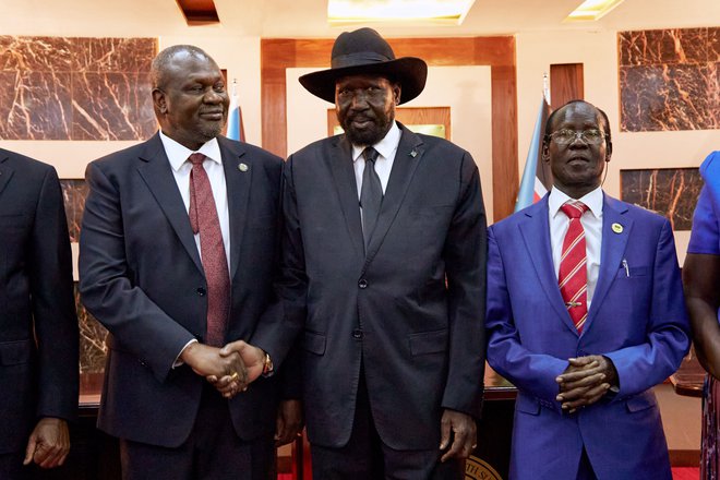 Riek Machar in Salva Kiir sta po šestih letih vojne ponovno oblikovala skupno vlado. FOTO: Alex Mcbride/AFP