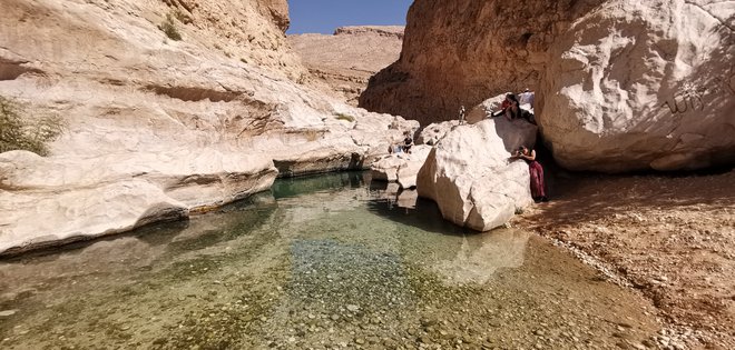 Topla voda v Vadi Bani Kalid.