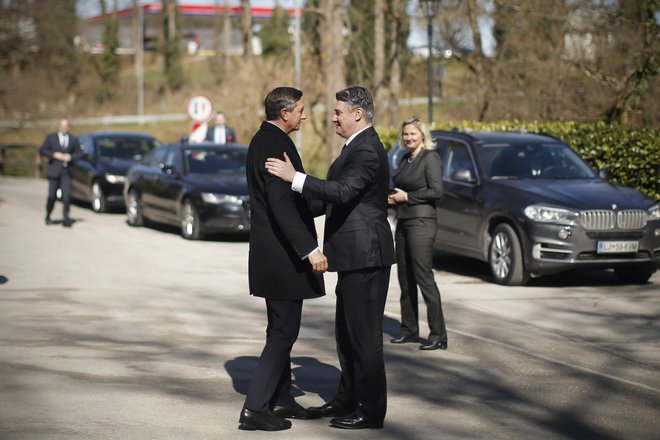 Dotaknila sta se vseh odprtih vprašanj in se zavzela za tesnejše regionalno sodelovanje držav ter odločno podprla odpiranje vrat Evropske unije za Severno Makedonijo in Albanijo. FOTO: Jure Eržen/Delo