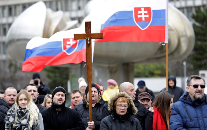 Neonacistična Ljudska stranka &ndash; Naša Slovaška, ki jo vodi 42-letni Marian Kotleba, ne skriva sovraštva do Romov, Judov in migrantov. FOTO: Reuters