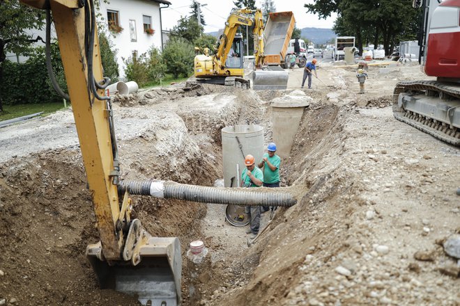 Gradbišče. FOTO: Uroš Hočevar/Delo