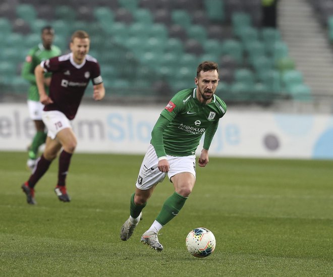 Endri Čekiči je bil Olimpijin strelec v Velenju, toda en gol Ljubljančanov je bil premalo za prvo spomladansko zmago. FOTO: Jože Suhadolnik/Delo