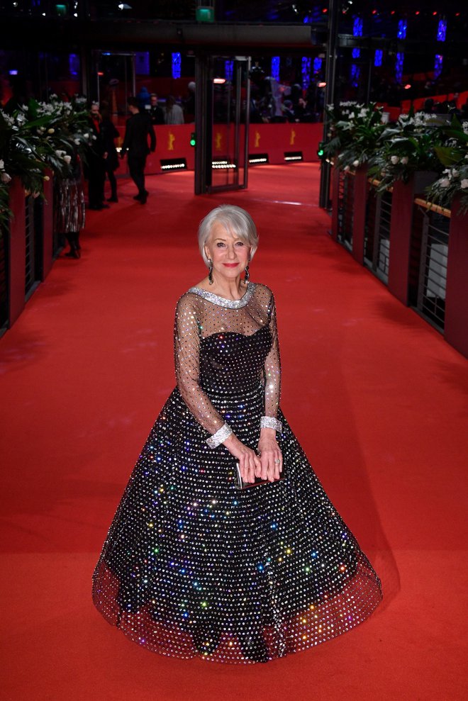 Helen Mirren je prejela častnega medveda za življenjsko delo. FOTO: AFP