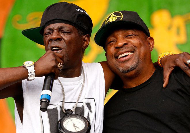 Flavor Flav (levo) in Chuck D (desno) sta sodelovala četrt stoletja. FOTO: Jonathan Bachman/Reuters