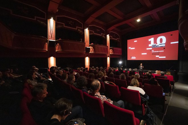 Praznovanje desete obletnice Art kino mreže Slovenije je pred dnevi potekalo v Kinodvoru.