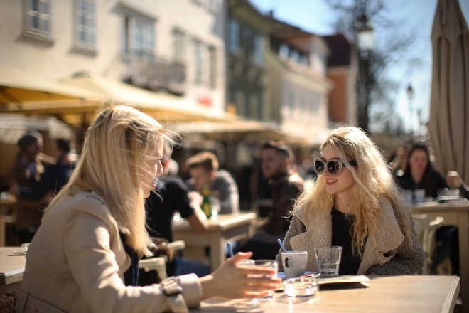 Trend naraščanja zaposlitvenih namer, ki smo mu bili priča v zadnjih treh letih, se umirja. FOTO: Jure Eržen/delo