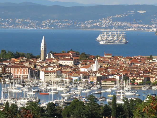 Izola in Izolani. FOTO: Boris Šuligoj