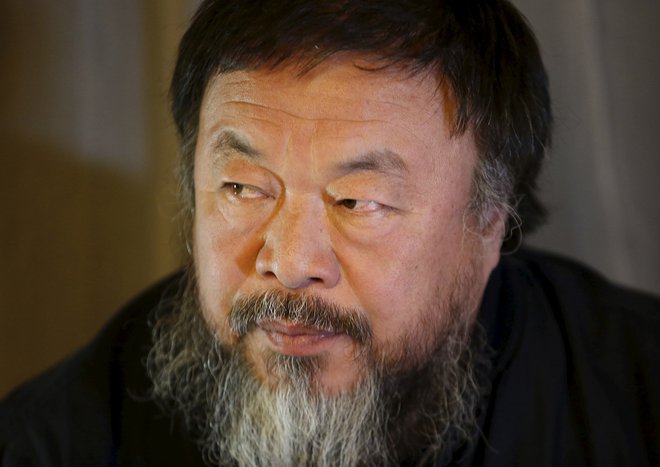 &raquo;Kitajska je zelo bolna, a problemi so veliko globlji od koronavirusa,&laquo; je zapisal Ai Weiwei. Foto Reuters