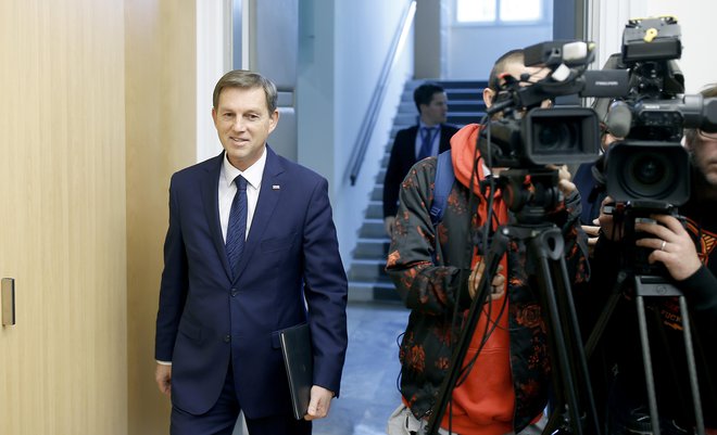 Miro Cerar je predsednika državnega zbora obvestil, da ne bo prevzel mandata poslanca. FOTO: Blaž Samec/Delo