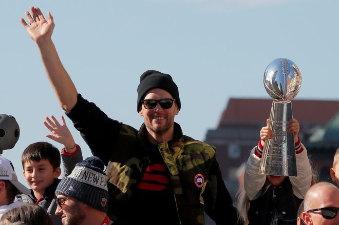 Čeprav je po letih veteran, Tom Brady še ni za staro šaro. FOTO: Reuters