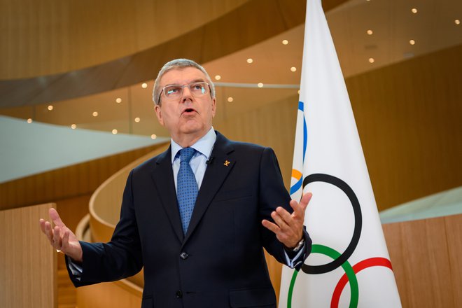 Thomas Bach vztraja pri organizaciji iger v prvotnem julijsko-avgustovskem terminu. FOTO: AFP