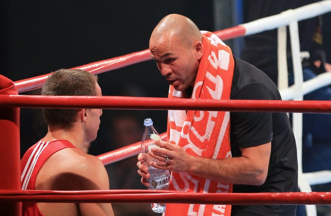 Dejan Zavec se po uspešni karieri profesionalnega boksarja dokazuje tudi kot trener. FOTO: Tadej Regent