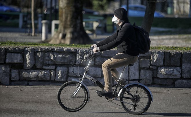 Na decembrski razpis Eko sklada za podjetja je prispelo največ vlog za subvencioniranje nakupa koles. Foto Blaž Samec