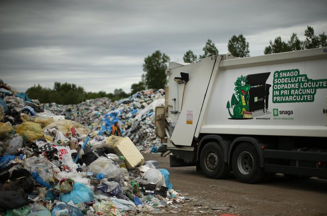 Rešitve za odpadno plastiko še ni. Foto Jure Eržen