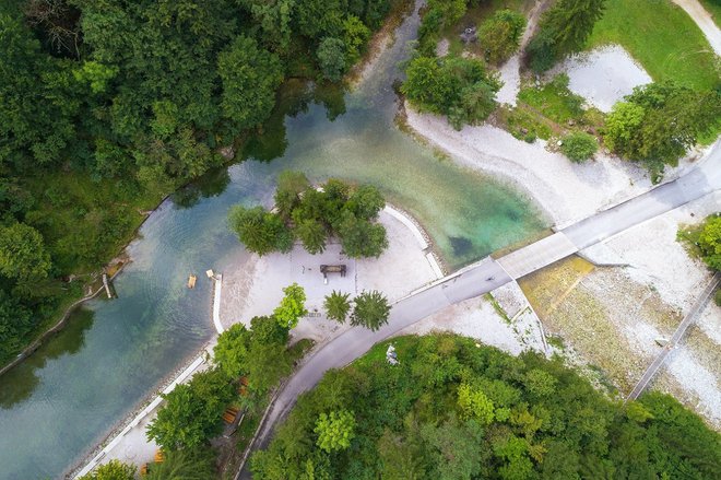 Območje Krajinskega parka Zgornja Idrijca je občina Idrija razglasila za krajinski park, da bi zaščitila ohranjenost narave in veliko število naravnih znamenitosti izrednega pomena. FOTO: Jošt Gantar