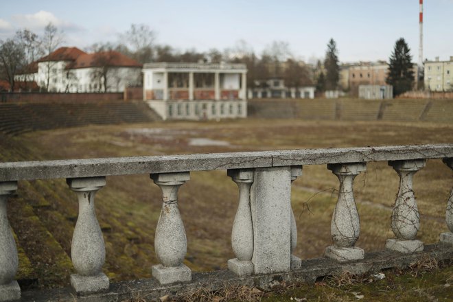 Veliko tribuno oziroma glorieto, dele stare opreme in vrtno-arhitekturno ureditev bodo ohranili. FOTO: Leon Vidic/Delo