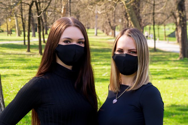 Kakovostne maske za večkratno uporabo so neprepustne. FOTO: Kovanćek Group d. d.