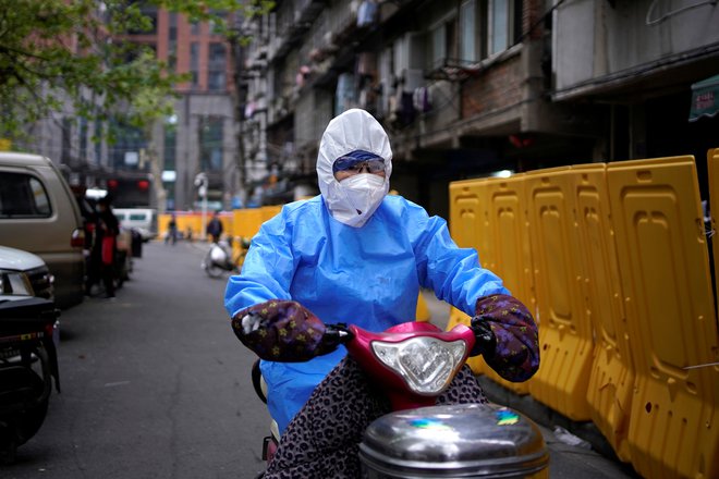 Prvič po 76 dneh bodo prebivalcem Wuhana in tistim, ki so se tukaj znašli pred uvedbo karantene, dovolili zapustiti mesto. FOTO: Reuters