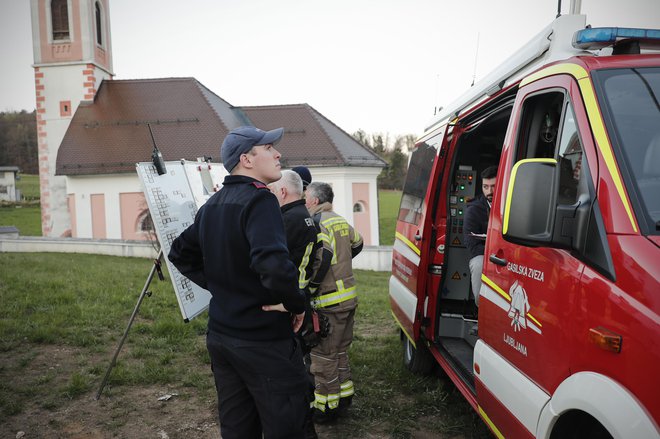 Požar v gozdu med Toškim čelom in Šentviškim hribom. FOTO: Uroš Hočevar