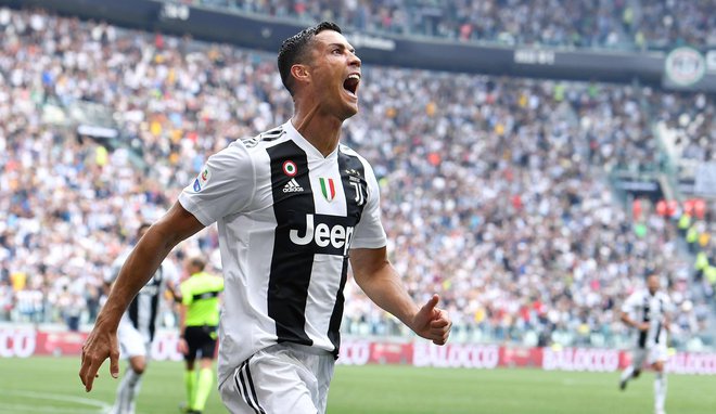 Cristiano Ronaldo je konec tedna zabil svoja prva gola v majici Juventusa, zato bo igral sproščeno tudi v ligi prvakov.