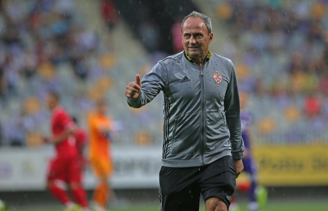Trener Maribora Darko Milanič ima voljo izjemno kakovosten in širok igralski kader. FOTO: Tadej Regent/Delo