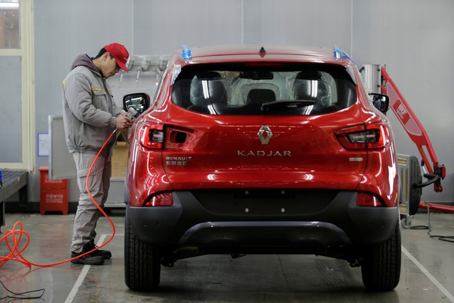 Renault izstopa iz mešane družbe s kitajskim Dongfengom. FOTO: Reuters