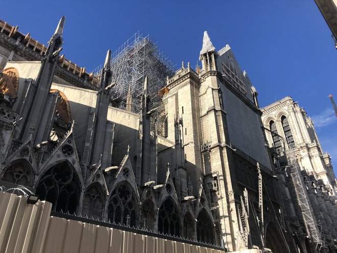 Notredamska katedrala v Parizu Foto Mimi Podkrižnik
