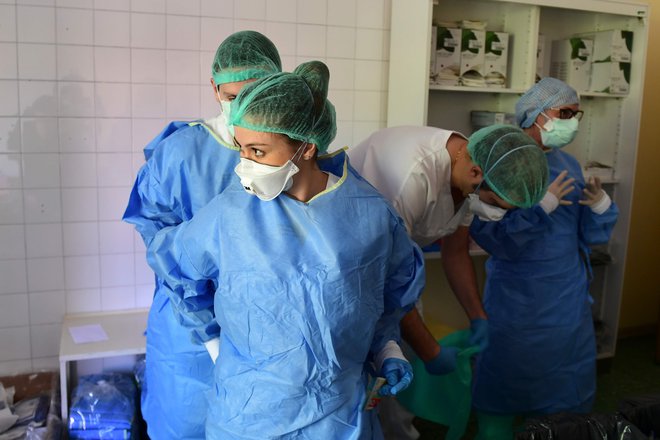 Stabilna telesna masa (preprečevanje naraščanja telesne mase ali njenega izgubljanja) je prvi in najboljši ukrep preventive in terapije debelosti v sedanjem času. FOTO: AFP