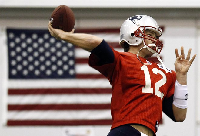 Ker je Tom Brady pravi ameriški domoljub, bo od zdaj naprej ubogal ukaze oblasti. FOTO: Reuters