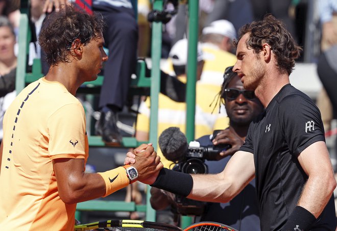 Rafael Nadal in Andy Murray se že dolgo nista pomerila na teniške igrišču, zdaj bosta preizkusila teniško znanje v virtualnem spopadu. FOTO: Reuters