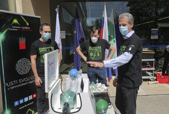 Respiratorji rešujejo človeška življenja. FOTO: Jože Suhadolnik/Delo