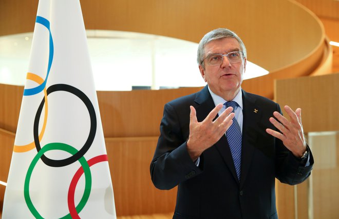 Predsednik Mednarodnega olimpijskega komiteja Thomas Bach je prepričan, da bo svet po koncu koronavirusa potreboval šport. FOTO: Reuters