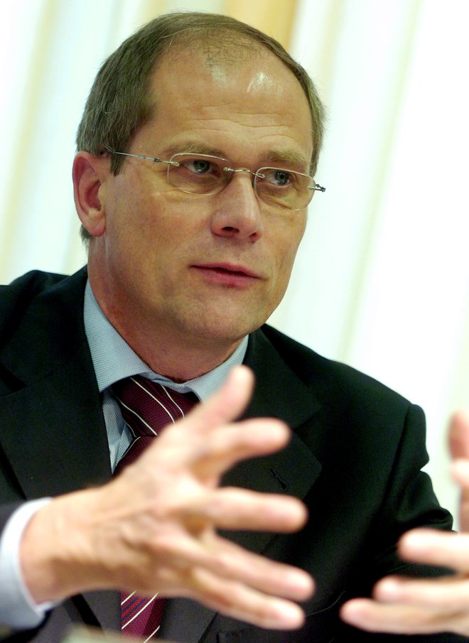 Lars-Christer Olsson bi rad videl scenarij, po katerem bi izpeljali prvenstva. FOTO: Reuters